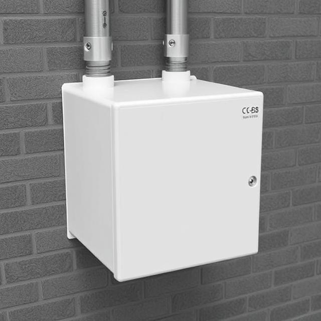 How Does An Isolator And Pass Box Improve Containment in OEB Protective Systems?